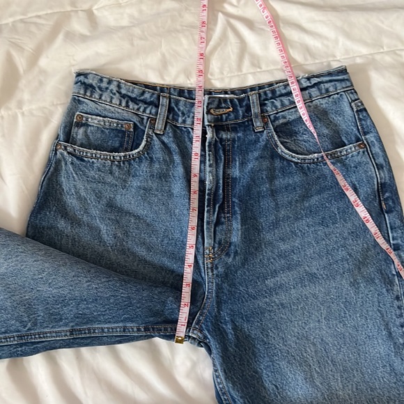 Zara High Rise Straight Legged Jeans - Picture 10 of 16
